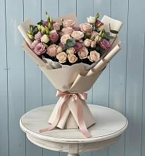 Букет цветов из:  Розы и Лизиантусы #REPLACE_PRED# Машково