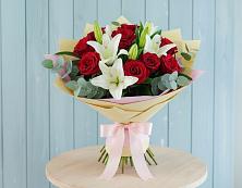 Букет цветов из:  Лилии и Розы #REPLACE_PRED# Машково