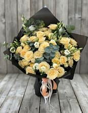 Букет цветов из:  Розы и Лизиантусы в Машково