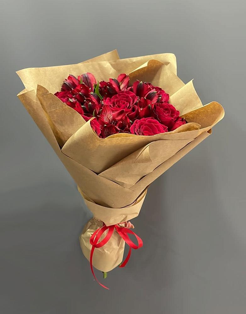 Букет цветов из: Альстромерии и Розы в Машково