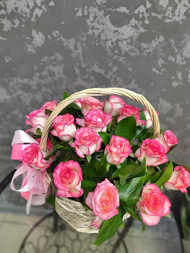 Цветочная композиция из Розы в корзине в Машково