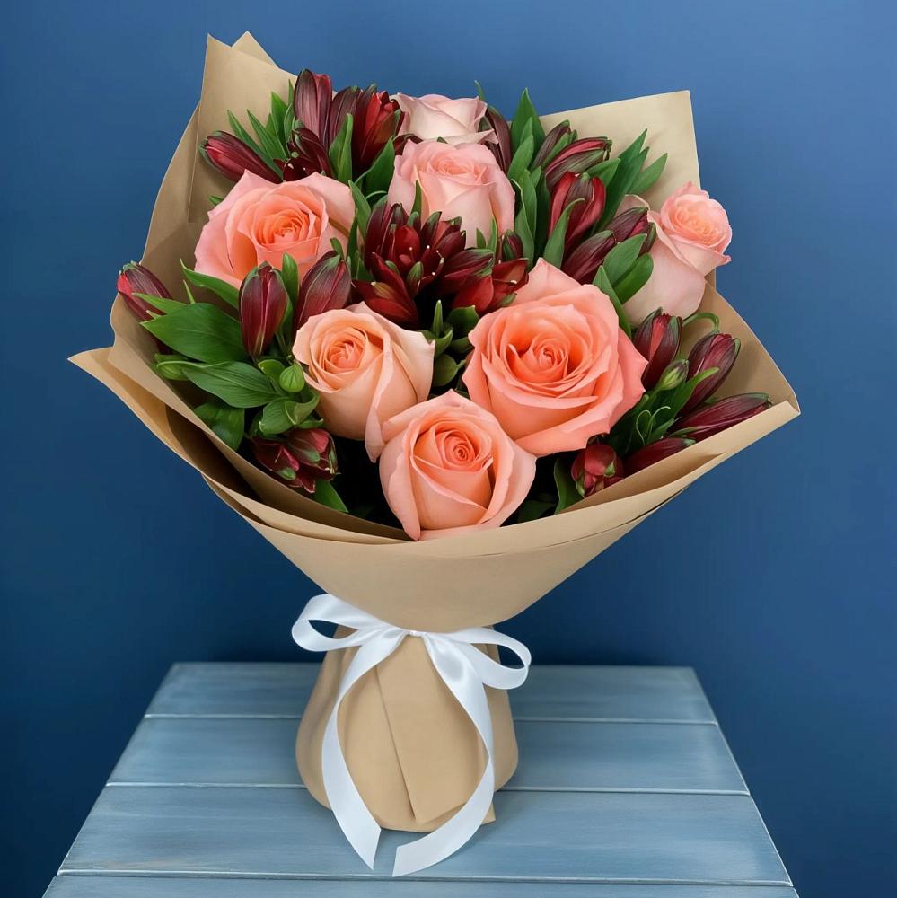 Букет цветов из: Розы и Альстромерии в Машково