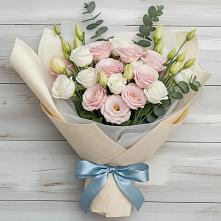 Букет цветов из:  Лизиантусы #REPLACE_PRED# Машково