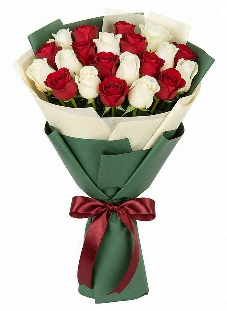 Букет Микс из красных и белых роз в Машково
