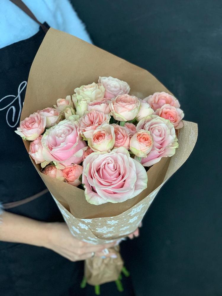 Букет цветов из: Хризантемы и Розы в Машково