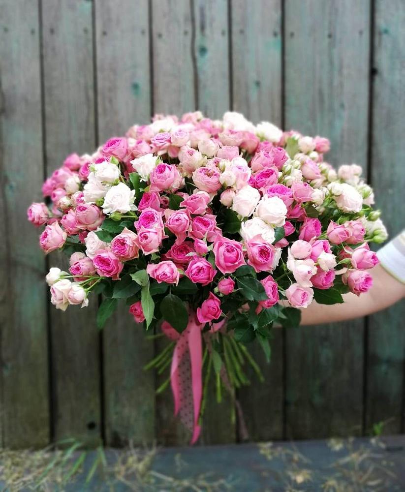 Букет Розовые кустовые розы Натали и Лав Лидия в Машково