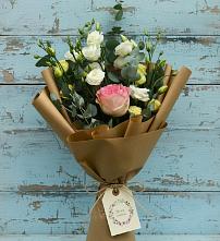 Букет цветов из:  Розы и Лизиантусы #REPLACE_PRED# Машково